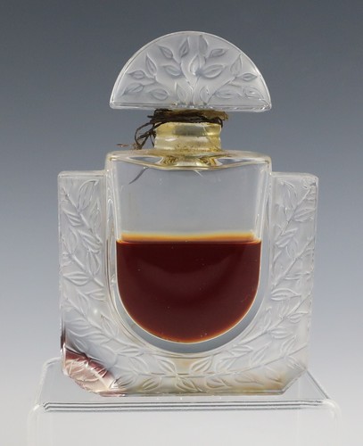 Lalique chevrefeuille perfume - chevrefeuille,