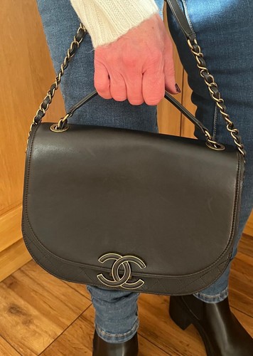 Chanel coco curve messenger - coco,