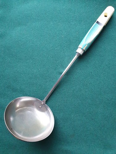 Vintage skyline ladle wooden - vintage,