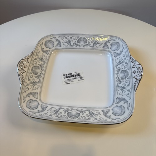Wedgwood dolphins r4652 - dolphins, bone