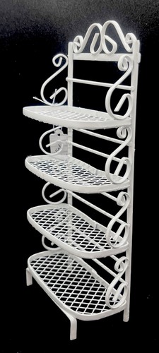 Dolls house white - dolls, wire