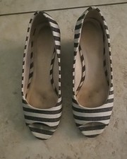 Kelly &Katie Kaydena wedge