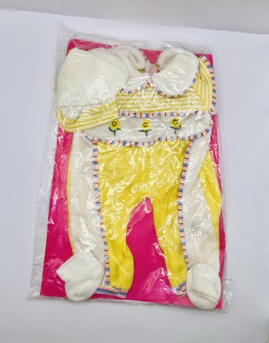 Vintage baby girl doll - vintage,