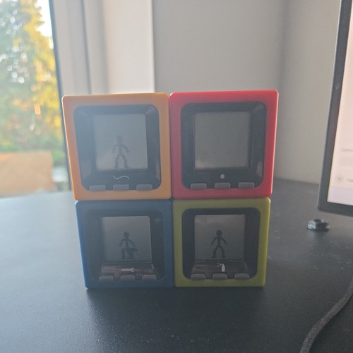 Cube world handheld - cube,