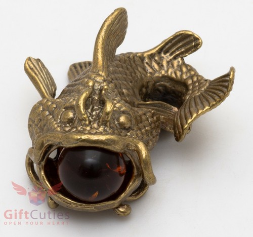 Solid brass amber figurine - amber, of
