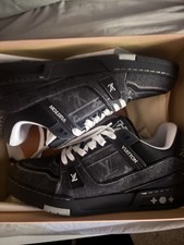 Louis Vuitton LV Men’s Trainers Size 9.5 UK