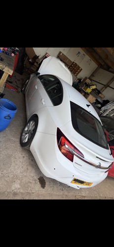 Vauxhall insignia 2015 - vauxhall,