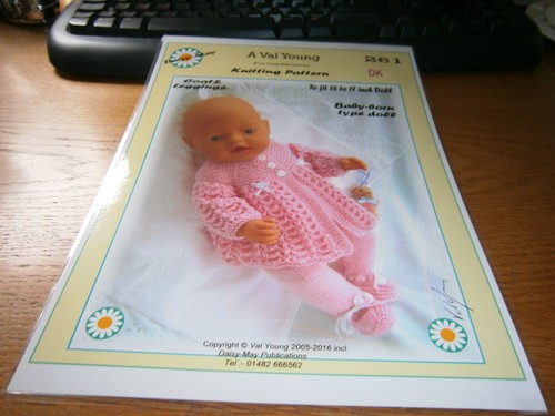 Dolls knitting pattern - dolls,