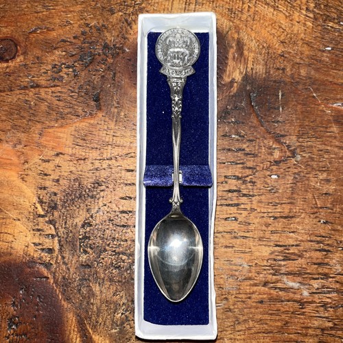 Commemorative queens silver - commemorative,