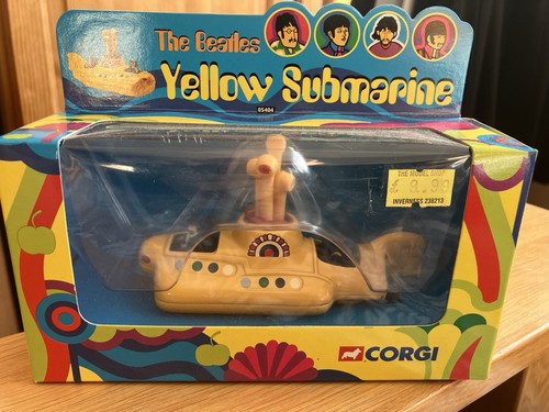 Corgi the beatles - the, yellow
