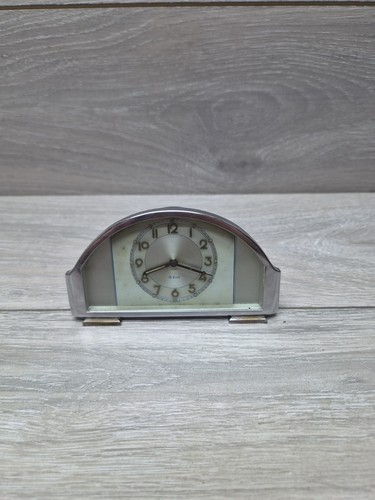 Vintage art deco - art, mantle