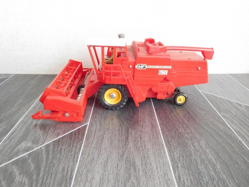 1970 britains 32 massey - 1:32,