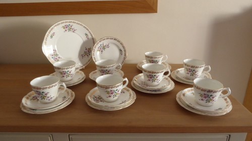 Royal grafton tea set - royal,