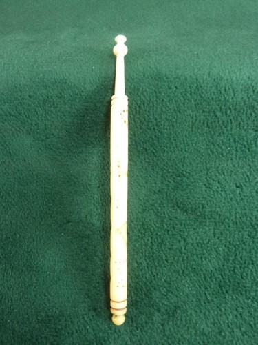 Lovely antique bovine bone - antique,