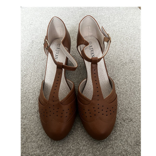 Aijvani women brown - aijvani,