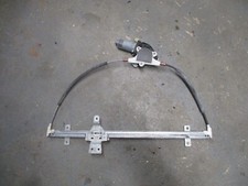 Nissan Terrano Left window