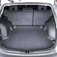 DriveDen Tailored Fitted Black