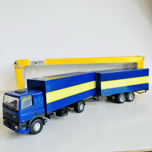 Vintage lion toys - lion, 1:50