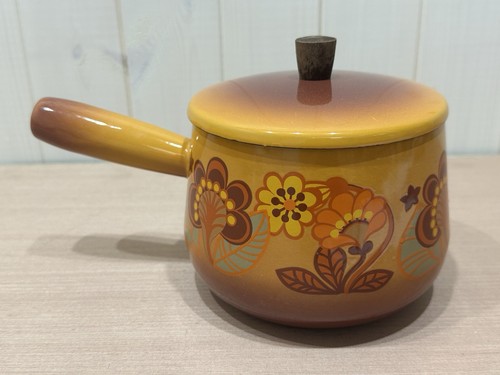 Small 70s orange enamel - orange,