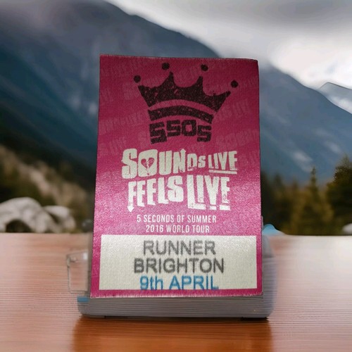 Seconds summer backstage - of,