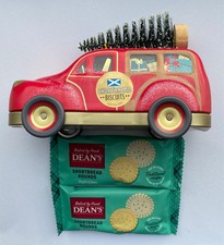 Christmas Tin car van with