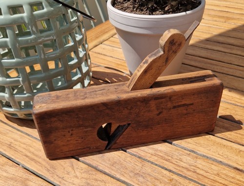 Vintage wooden moulding - moulding, plane