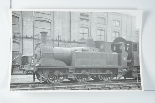 Steam locomotive 194 - locomotive, taff