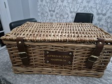 Alfred Button Wicker Hamper