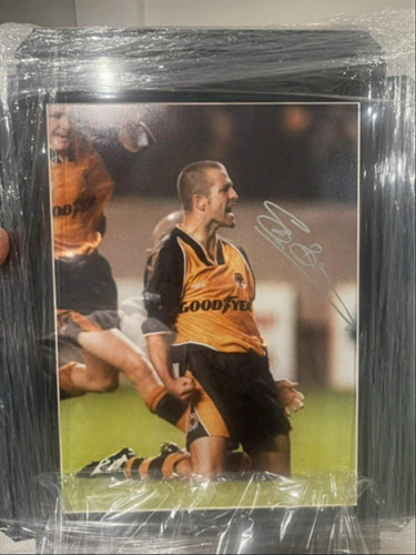 Steve bull signed frame - steve,