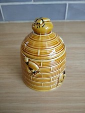 Collectable skep style ceramic honey pot USED. 