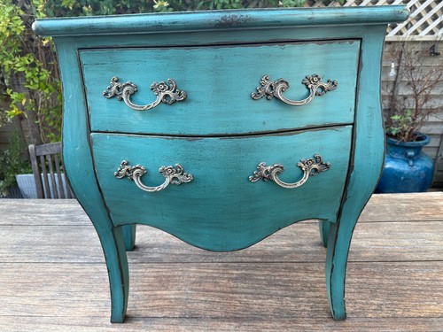 French style bombe chest - , of