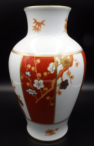 Vase of the noble plum - 10,