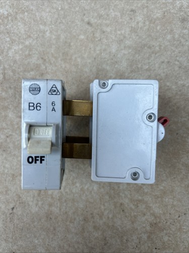 Wylex plug in - b6, mcb