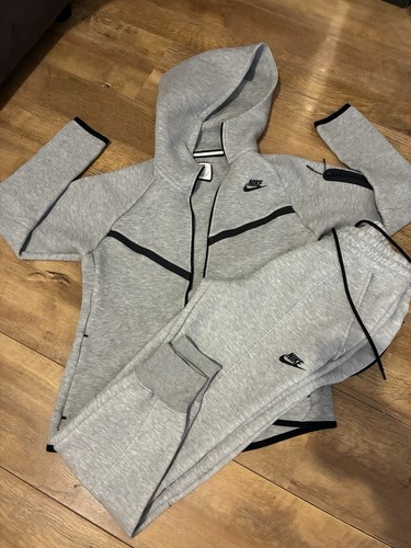 Nike women tech fleece - women's,