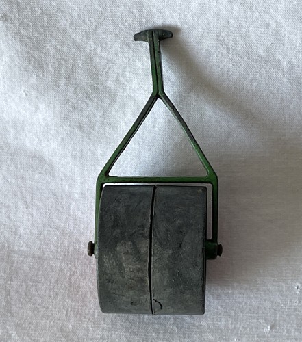 Lawn grass roller vintage - lawn,