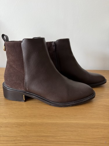 Women brown ankle boots - brown,