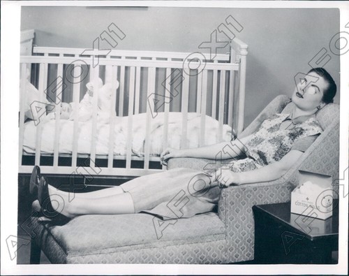 1952 mother relaxing - in, a