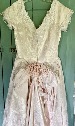 Basque waist gown wedding - basque,