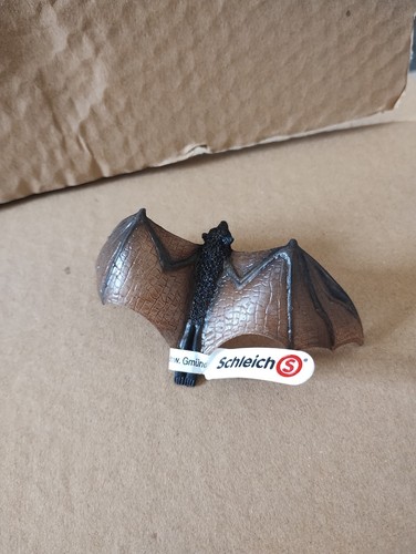 Schleich fruit bat 14719 rare - fruit,