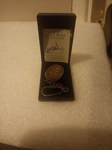 Rms queen mary keyring made - queen,