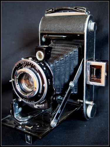 Ensign selfix 420 camera - selfix,