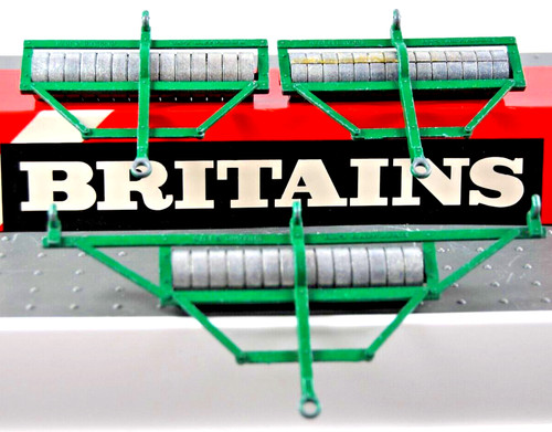 1976 britains farm - britains,