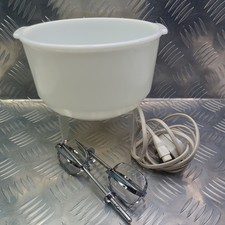 Vintage Sunbeam 21cm Pyrex