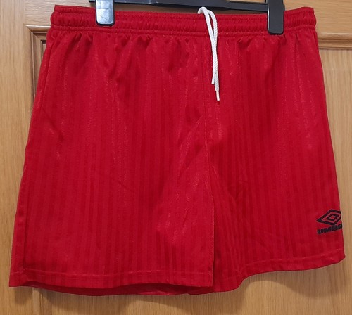Vintage umbro shorts red - vintage,