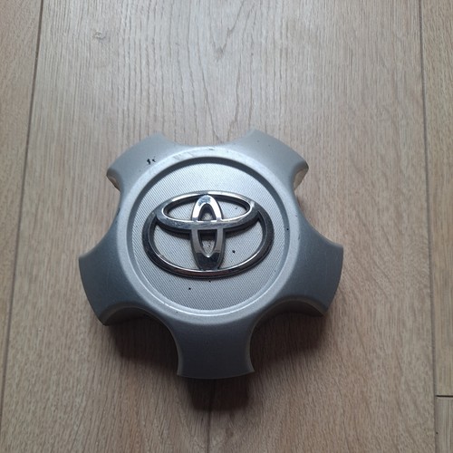 Genuine toyota rav4 17 - 1,