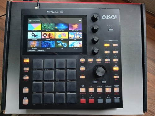 Akai mpc one - akai,
