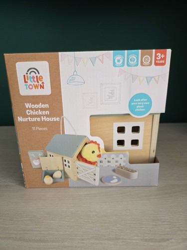 Little town wooden chicken - little,