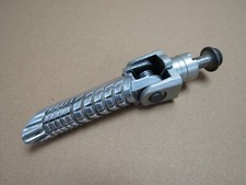 Suzuki GSX-R750 L4 2014 27,390 miles right riders foot peg (10521)