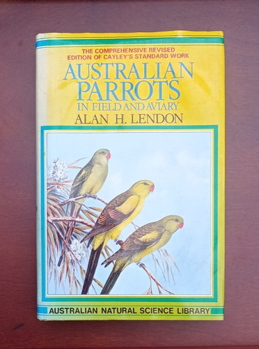 Australian parrots field - in,