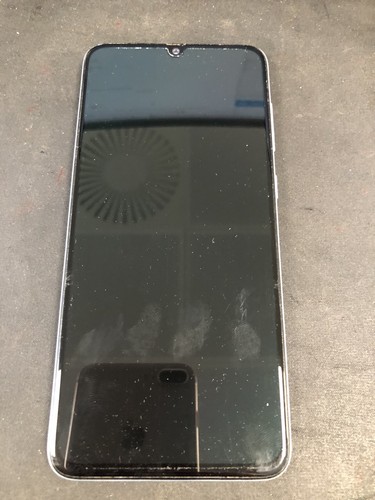 Samsung galaxy a70 white - -,